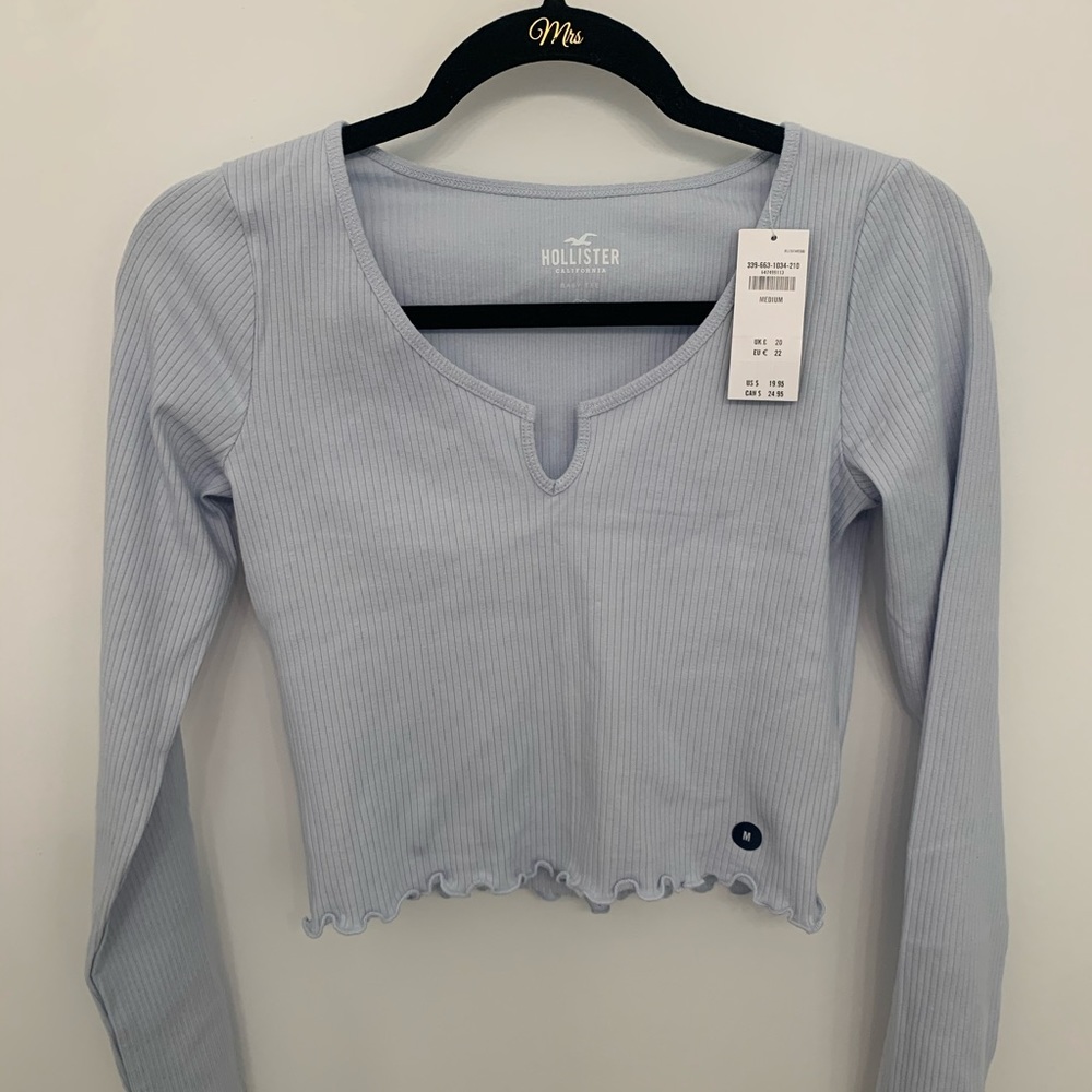 Hollister cropped long sleeve